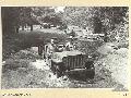 1943. 09. 14. NEW GUINEA. SUPPLIES ON THEIR WAY TO THE FRONT LINE IN NEW GUINEA.